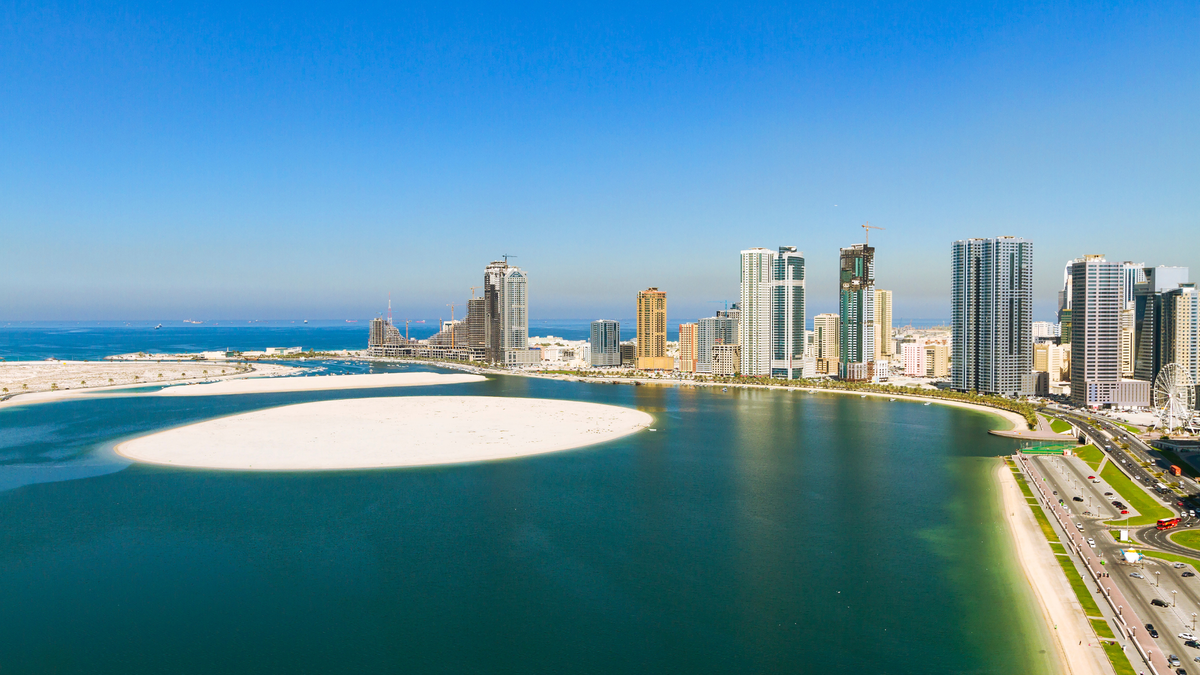 Al Khan Beach - The Gem of Sharjah