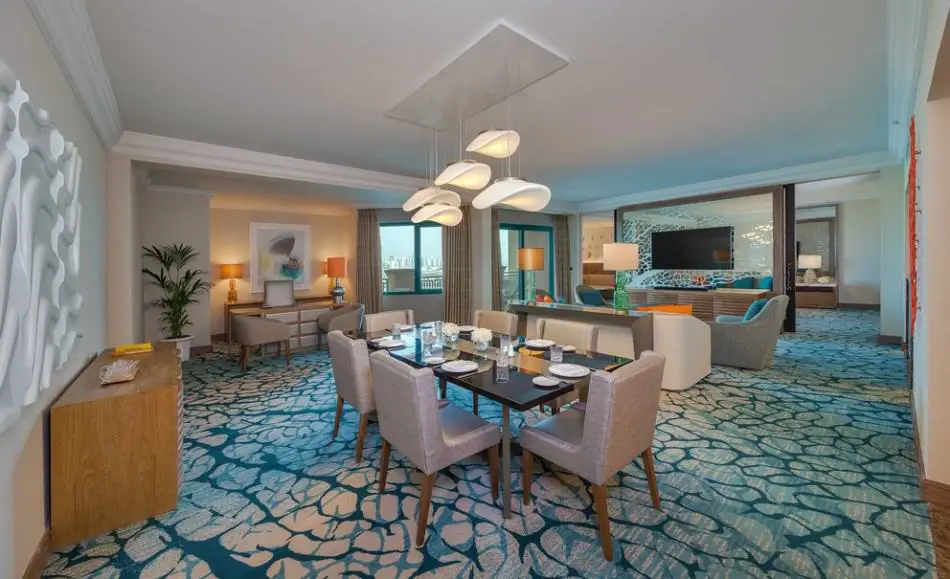 Atlantis Regal Suite Living Area