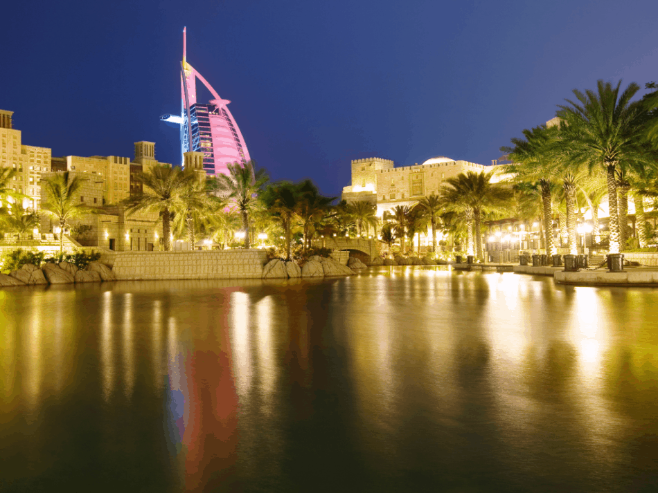 Best Places to Stay for Dubai Nightlife | The Vacation Builder