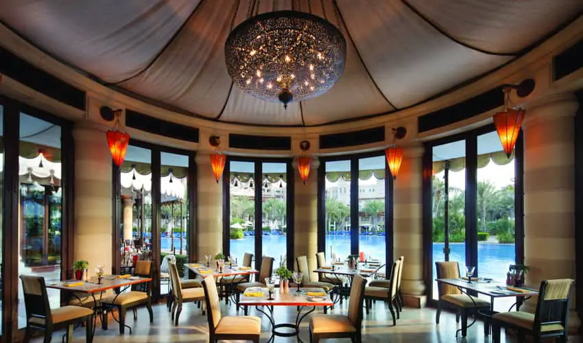 Romantic Restaurants in Dubai | French Riviera