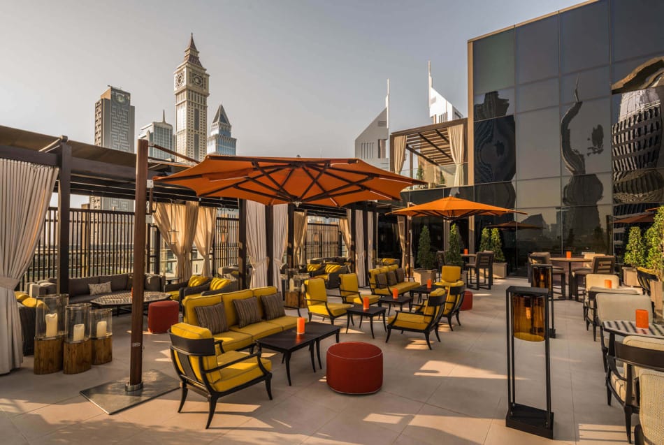 Romantic Bars in Dubai | Luna Sky Bar