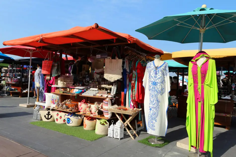 Things to do at Zabeel Park - 6. Flea Market | The Vacation Builder