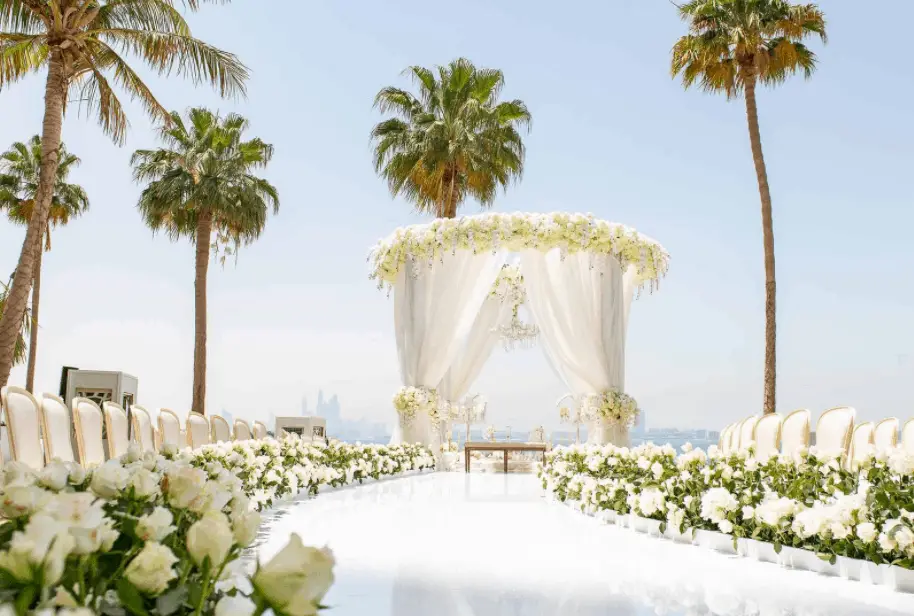 A Luxury Wedding at The Burj Al Arab | Where to Get Married in Dubai | The Vacation Builder