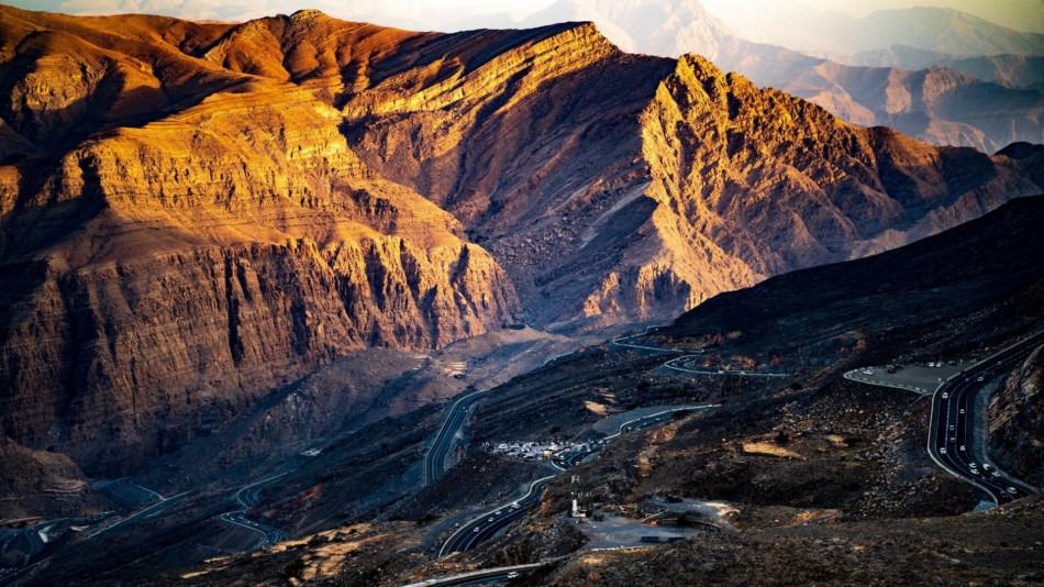 Best Places to Hike in the UAE - Jebel Jais, Ras al Khaimah | The Vacation Builder