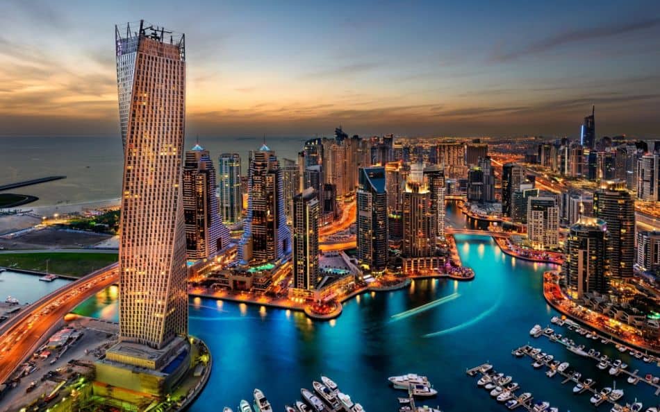Dubai Marina Skyline | The Vacation Builder