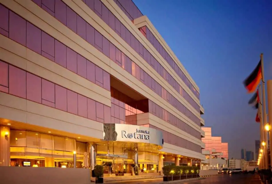 Best Hotels Near La Mer Dubai - Jumeirah Rotana | The Vacation Builder