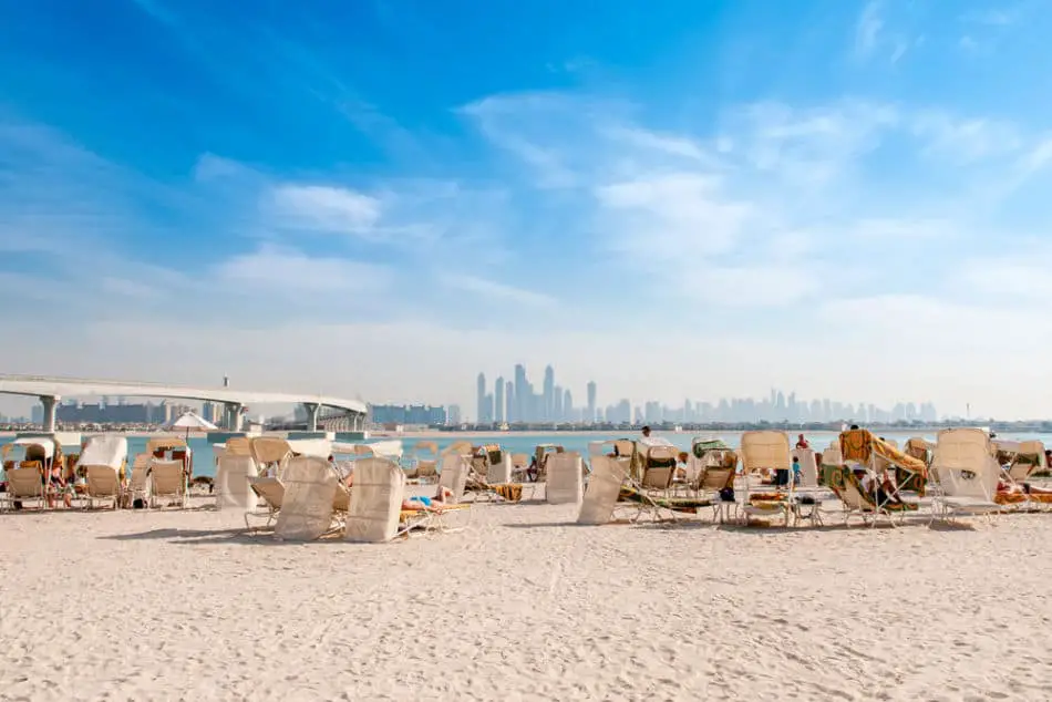 Ladies Days in Dubai - Top 10 - White Beach at Atlantis The Palm | The Vacation Builder