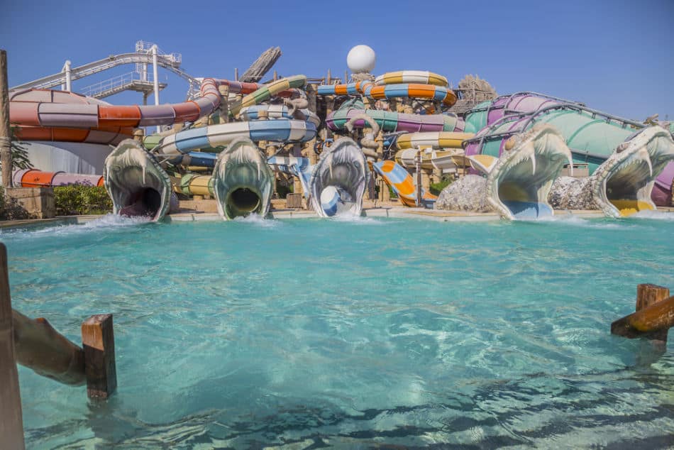 What is the Best Water Park in the UAE for Slides and Rides? - Yas Waterworld | The Vacation Builder