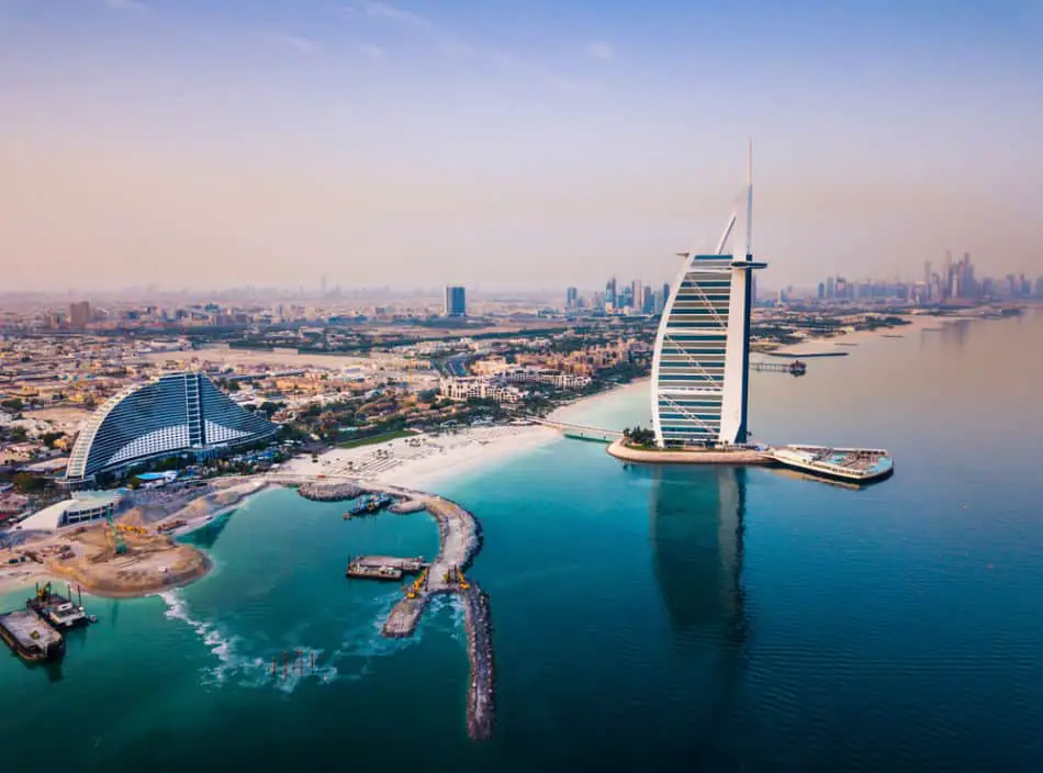 Emirates Palace vs Burj Al Arab | The Vacation Builder