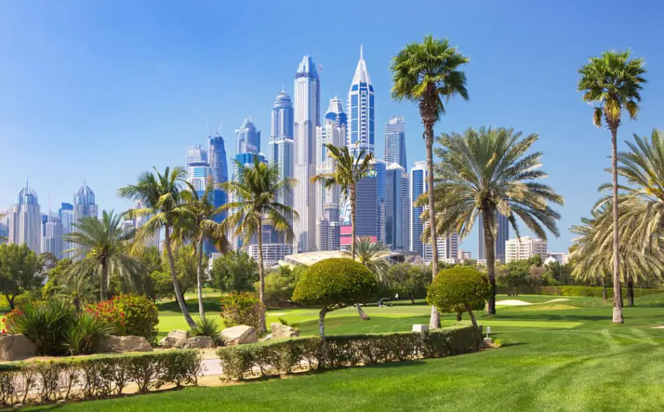 Best Golf Courses in Dubai - 1 Emirates Golf Club Majlis | The Vacation Builder