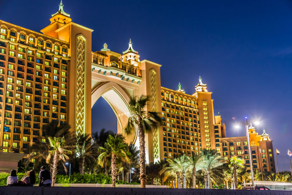 Famous Buildings in Dubai | #8 Atlantis The Palm | The Vacation Builder