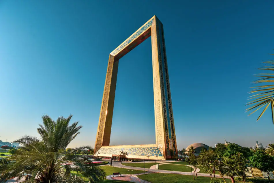 Famous Buildings in Dubai | #13 Dubai Frame | The Vacation Builder