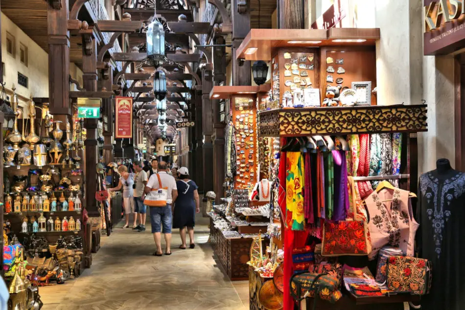 Free and Cheap Things to do in Dubai - Spice Souk | The Vacation Builder