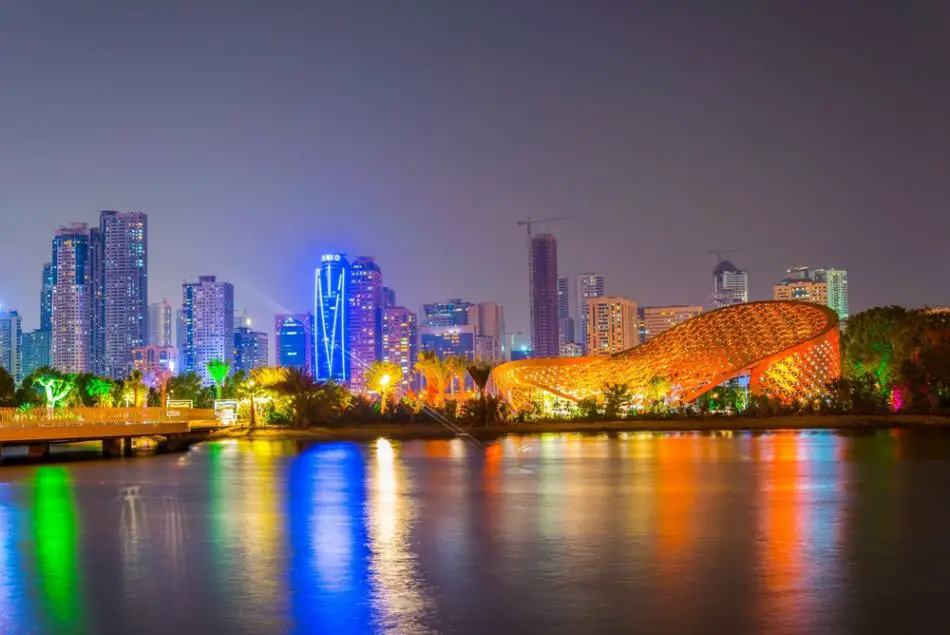 Things to do in Sharjah at night - #9 Visit Al Noor Island | The Vacation Builder