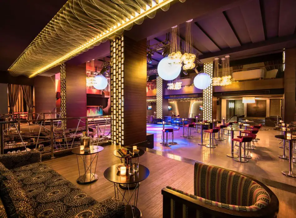 Nightlife in Ras Al Khaimah - Xclusive Nightclub Double Tree by Hilton | The Vacation Builder