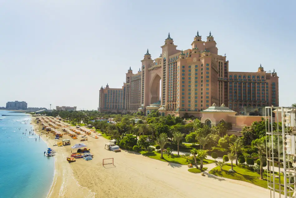 Atlantis The Palm or Jumeirah Beach Hotel - Which Has Better Rooms? Atlantis | The Vacation Builder