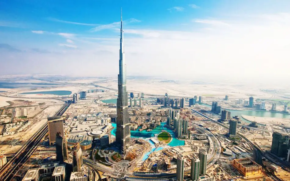 Dubai or LA - Where is Better to Live? | Topography | Dubai landscape | The Vacation Builder
