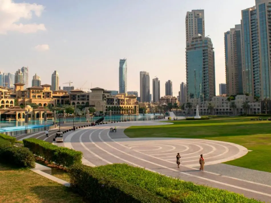 Streets of Dubai – Our Best Picks in the City | The Most Picturesque Streets in Dubai for a Walk | Burj Park | The Vacation Builder