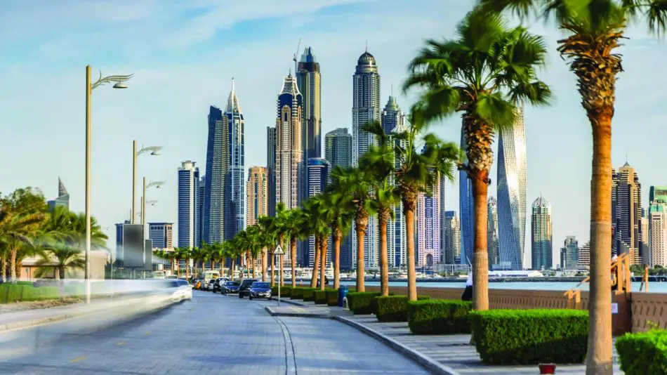 Streets of Dubai – Our Best Picks in the City | The Most Picturesque Streets in Dubai for a Walk | Jumeirah Corniche | The Vacation Builder