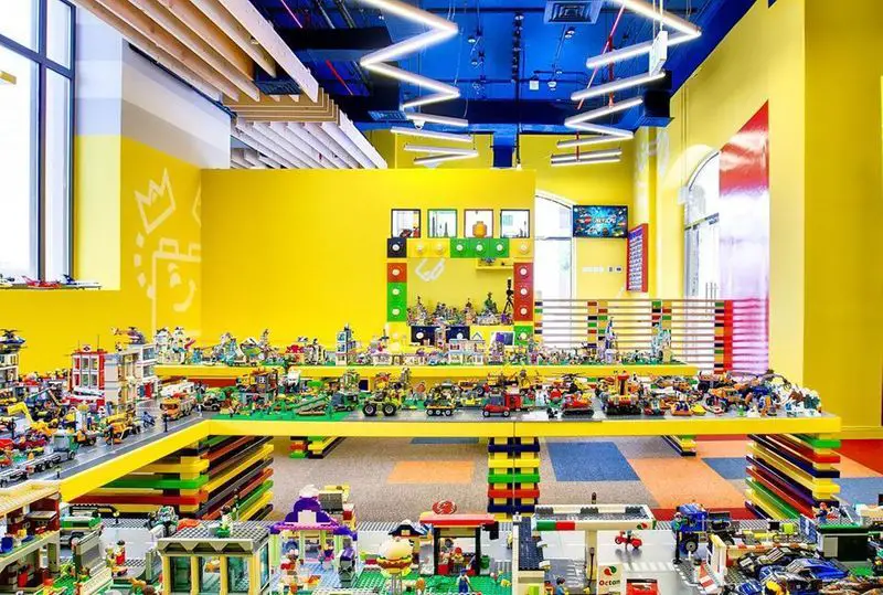 Our Favourite Things to Do with Kids at JBR | Bricks 4 Fun Dubai | The Vacation Builder