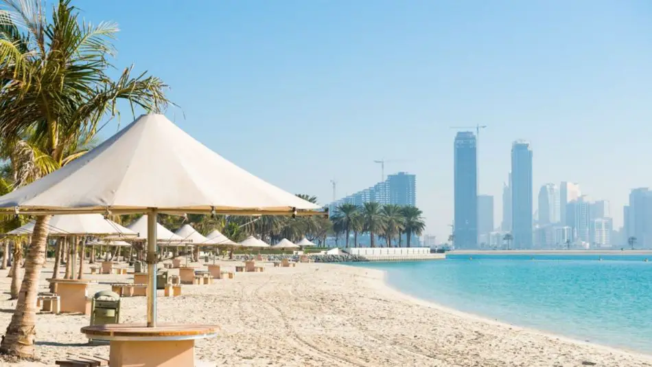 9 Most Gorgeous Parks & Gardens In Dubai | Al Mamzar Beach Park | The Vacation Builder