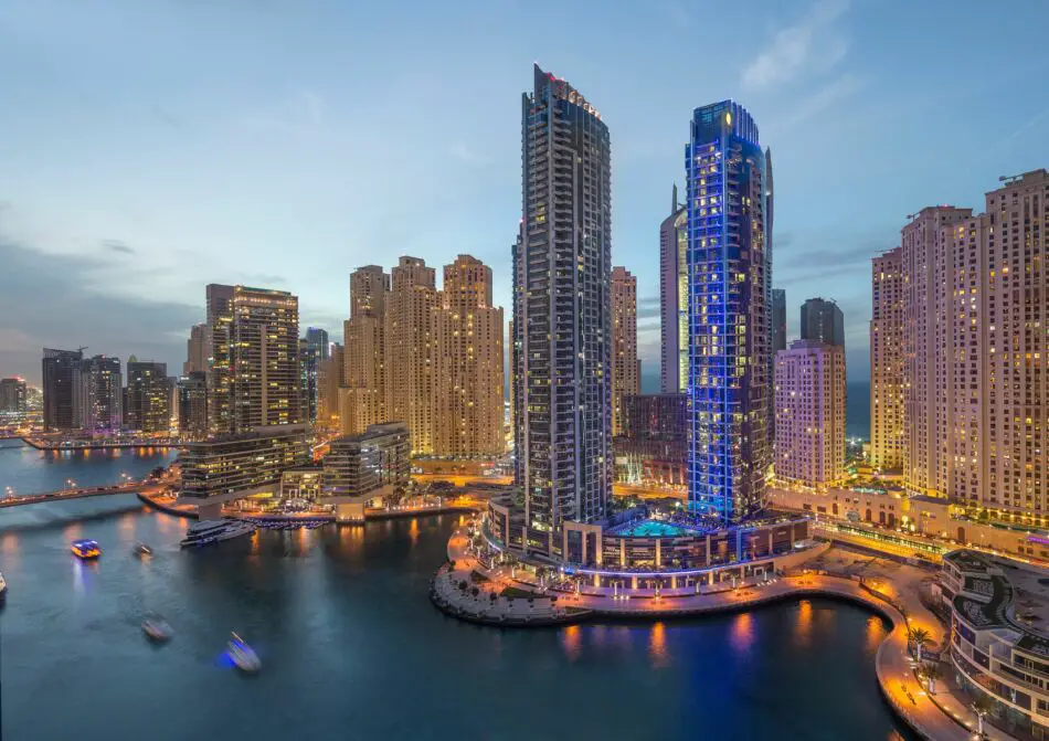 Plan Your Dubai City Walking Tours with Our Quick Guide | Fabulous Walking Tours in Dubai | Dubai Marina at Night | The Vacation Builder